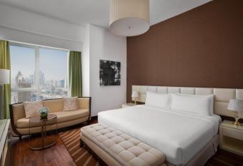 La Suite Dubai Hotel & Apartments allows 18 year olds to book a room