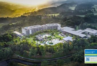 Royal Tulip Gunung Geulis Resort and Golf has Balcony rooms