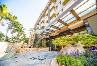 Classic Hotel has Balcony rooms