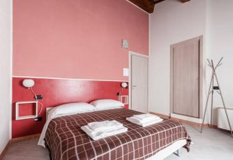 B&B Bianchi 64 allows 18 year olds to book a room