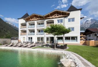 Hotel Heigenhauser Superior has Balcony rooms