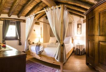 Revivre Village Adults only allows 18 year olds to book a room