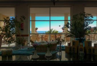 Sariza Spring Hotel allows 18 year olds to book a room