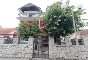 Apartments Erakovic has Balcony rooms