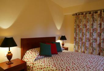 Maritsas Hotel & Suites allows 18 year olds to book a room