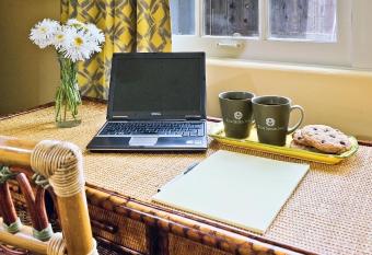 Lavender, A Four Sisters Inn has rooms with a private hot tub