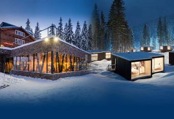 Hotel Bj  rnson Jasn   & Bj  rnson TREE HOUSES has Balcony rooms