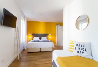 Aveiro Rossio Bed & Breakfast allows 18 year olds to book a room
