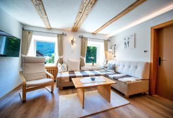 Apartment Smidl has Balcony rooms