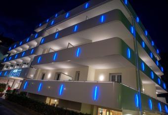 Hotel Salus has Balcony rooms