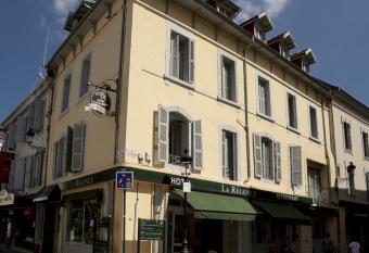 H  tel Restaurant La R  gence has Balcony rooms