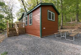 Spring Gulch Cottage 1 allows 18 year olds to book a room