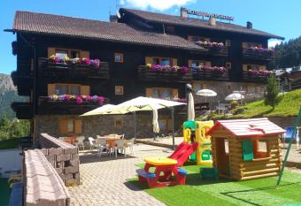 Hotel Margherita has Balcony rooms