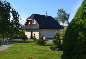 Villa Manatt has Balcony rooms