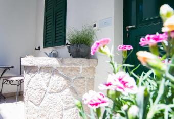 Apartments Petrinic Crnogaj has Balcony rooms