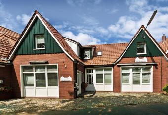 Pension Alte Feuerwehr has Balcony rooms