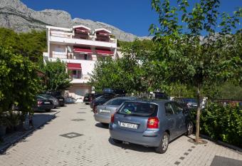 Apartments Nela 3446 has Balcony rooms