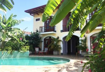 Hotel La Polvora has Balcony rooms