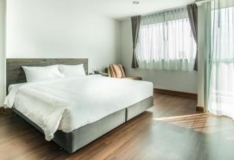 Winner Sriracha Serviced Apartment allows 18 year olds to book a room