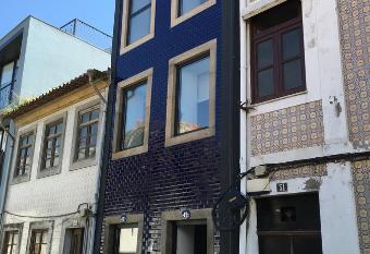 Casa da Pra  a allows 18 year olds to book a room