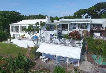 Blue s Guest House - East London Bonza Bay allows 18 year olds to book a room