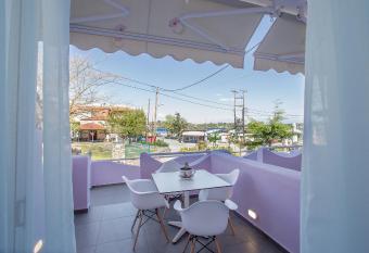 Ormos View Apartments has Balcony rooms