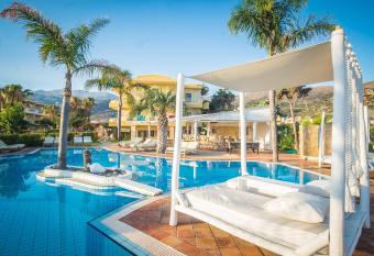 Parthenis Hotel & Suites has Balcony rooms