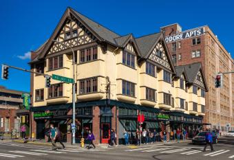 College Inn Hotel allows 18 year olds to book a room
