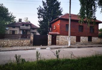 Holiday Home Maarata has Balcony rooms