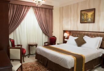 Safari Hotel Apartment (Formerly Ewa Safari) has Balcony rooms