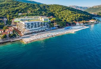 Carine Hotel Park has Balcony rooms