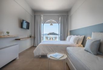 Nelly s Apartments has Balcony rooms