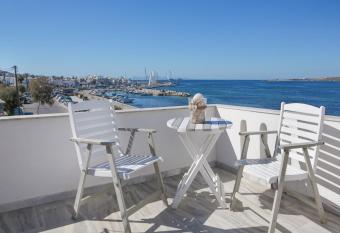 Alexandra s Rooms has Balcony rooms