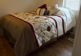 Tecopa Sunrise has Balcony rooms