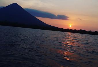 Hospedaje Bananas has Balcony rooms
