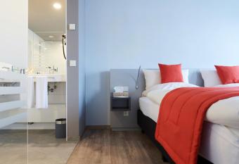 Amel Mitte has Balcony rooms