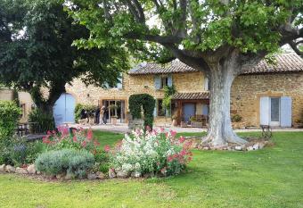 Mas du Clos de l Escarrat has Balcony rooms