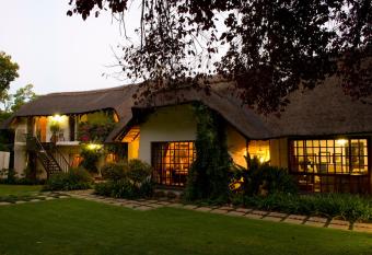 De Witt e Guest House has Balcony rooms