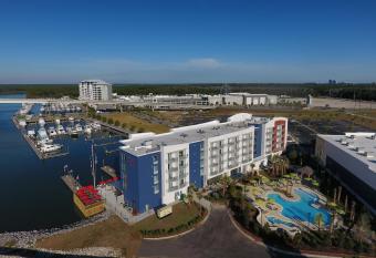 SpringHill Suites Orange Beach at The Wharf has Balcony rooms