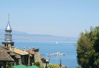 Le Pr   de la Cure has Balcony rooms