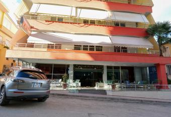 Hotel Lindi has Balcony rooms