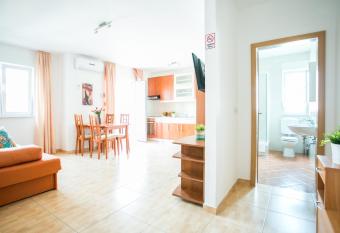 Apartments Bili allows 18 year olds to book a room