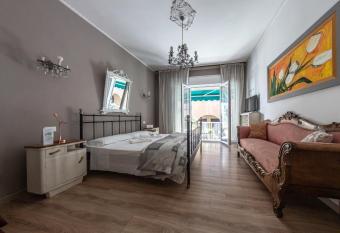 B&B Madam Treviso has Balcony rooms