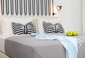 Depis Place and Apartments has Balcony rooms