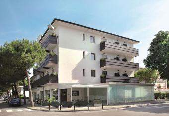 Hotel Elvia has Balcony rooms