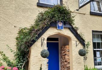 The Ship Inn allows 18 year olds to book a room