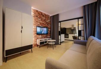 Boogie Apartments has Balcony rooms