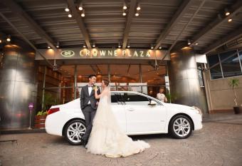 Crowne Plaza Manila Galleria, an IHG Hotel has rooms with a private hot tub