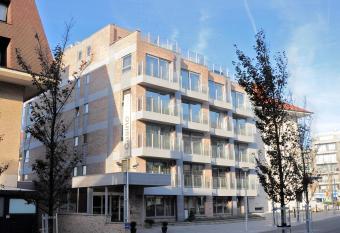 Casino Hotel has rooms with a private hot tub