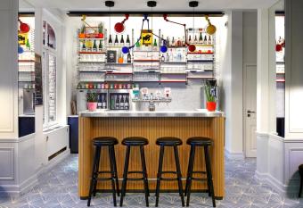 Vintage Hotel Brussels allows 18 year olds to book a room